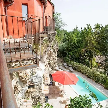 别墅 By Casamerina, In Town Of With Private Garden, Pool And Sauna