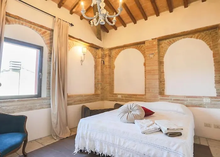 By Casamerina, In Town Of With Private Garden, Pool And Sauna Narni