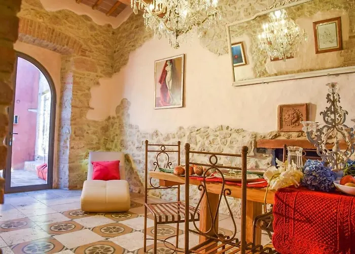 By Casamerina, In Town Of With Private Garden, Pool And Sauna * Narni