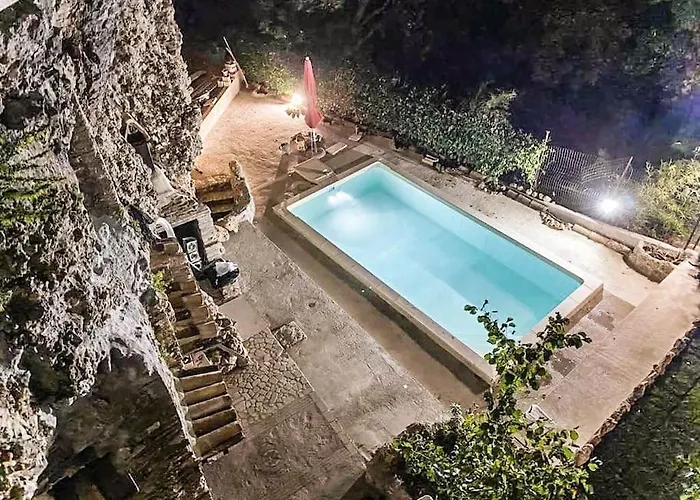 By Casamerina, In Town Of With Private Garden, Pool And Sauna * Narni